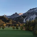 Daire Family - Dachstein View *