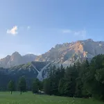 Family - Dachstein View Daire