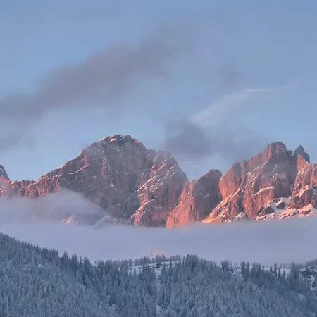 Family - Dachstein View Daire *